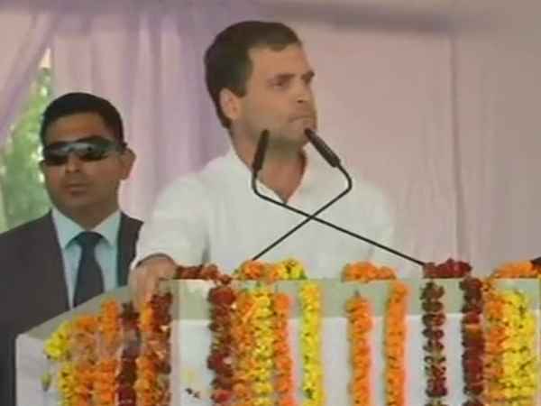 अंबानी ने आजतक कोई हवाई जहाज नहीं बनाया