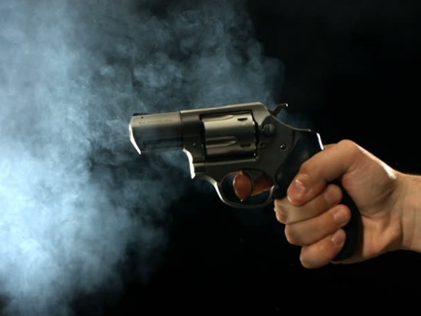Ratlam Police Sub inspector fire on Rajasthan police Constable in Udaipur Ratlam Police Sub inspector fire on Rajasthan police Constable in Udaipur