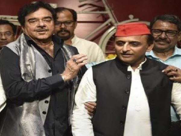 वाराणसी से चुनाव लड़ाने की अटकलें क्यों?
