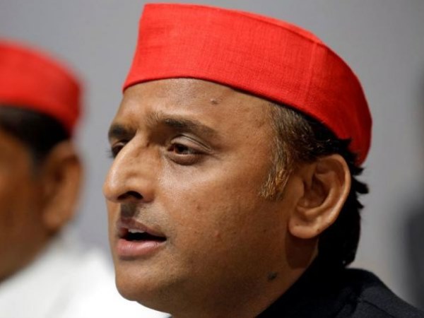 सपा से ये बड़े चेहरे मैदान में