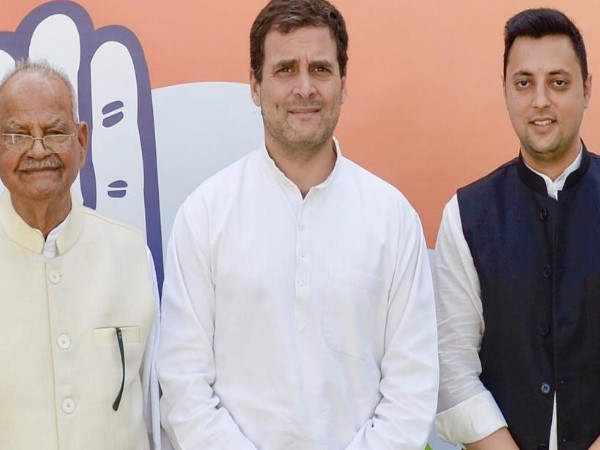 सीएम ने की चंदेल को मनाने की कोशिश, लेकिन...