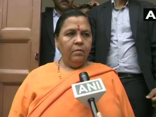 Uma Bharti Assures Mayawati SP Will Attack You Again, Contact me, I Will Rescue You lok sabha elections 2019 Uma Bharti Assures Mayawati SP Will Attack You Again, Contact me, I Will Rescue You lok sabha elections 2019