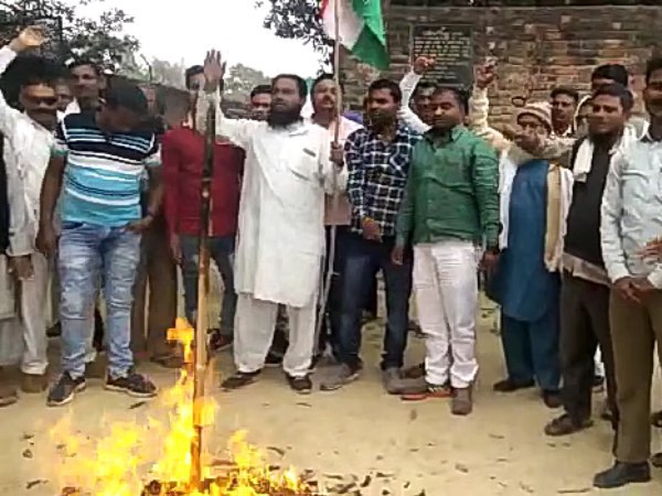 Congress worker furious after Parvez Khan was given ticket Congress worker furious after Parvez Khan was given ticket