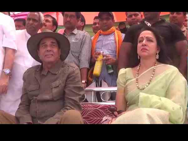 Dharmendra vote campaign for hema in Mathura Dharmendra vote campaign for hema in Mathura