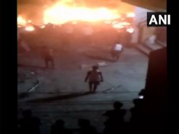 fire broke in godown in gurugram, killed 2 fire broke in godown in gurugram, killed 2