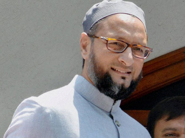 नीतीश कुमार और मोदी की आशिकी बड़ी मजबूत, लैला-मजनू से भी ज्यादा मोहब्बत: असद्दुदीन ओवैसी नीतीश कुमार और मोदी की आशिकी बड़ी मजबूत, लैला-मजनू से भी ज्यादा मोहब्बत: असद्दुदीन ओवैसी