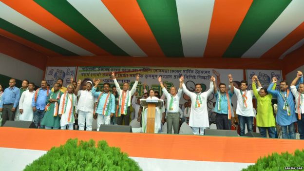 पहाड़ियों की रानी में गोरखालैंड पर भारी है विकास पहाड़ियों की रानी में गोरखालैंड पर भारी है विकास