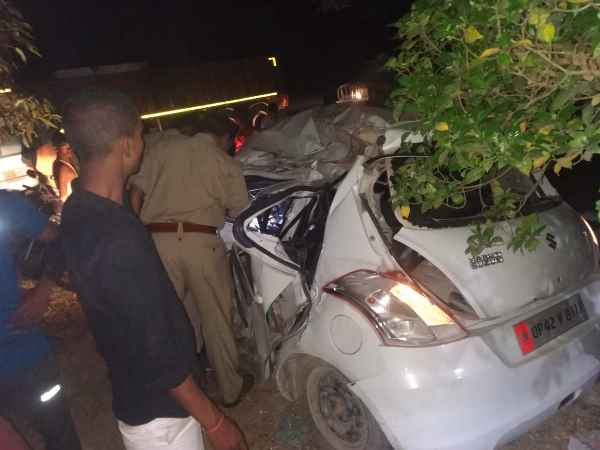 high speed car tree collision in gorakhpur high speed car tree collision in gorakhpur