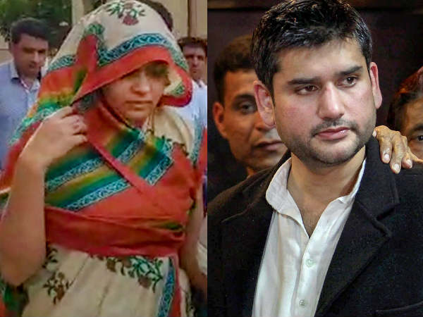 मौत की रात शेखर के साथ बेडरूम में थी अपूर्वा !