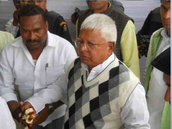 तेजस्वी, लालू के के करीबी