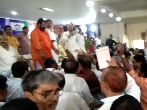 'हम लोग इस चुनाव में धारा 370 और मंदिर मुद्दे पर वोट नहीं मांगेंगे'