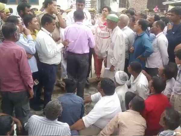 पुलिस ने की कार्रवाई