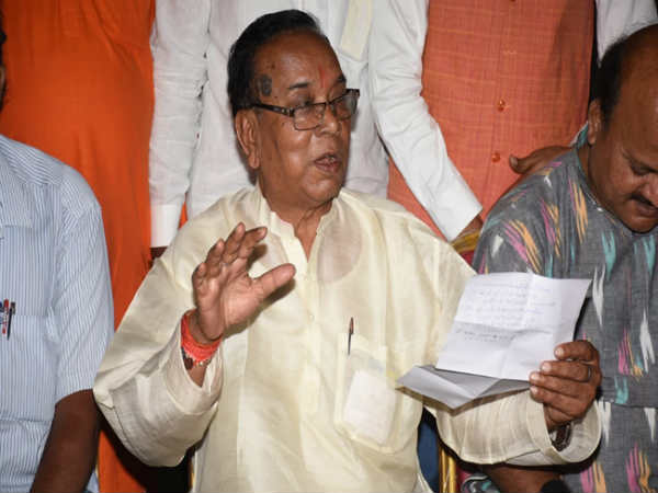 Lok Sabha Elections 2019: रांची से सांसद रामटहल चौधरी का भाजपा से इस्तीफा, निर्दलीय चुनाव लड़ने की घोषणा Lok Sabha Elections 2019: रांची से सांसद रामटहल चौधरी का भाजपा से इस्तीफा, निर्दलीय चुनाव लड़ने की घोषणा