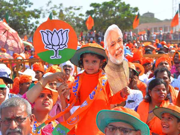 बंगाल में बीजेपी वोटिंग में उछाल बीजेपी के लिए उम्मीद