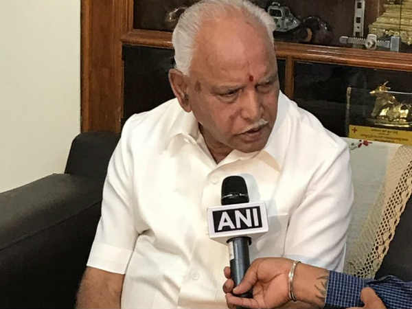 कुमारस्वामी ने अपना मानसिक संतुलन खो दिया और जो मन में आया वो बोलने लगे है