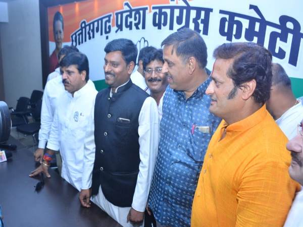 BSP ने लगाया खरीद फरोख्त का आरोप