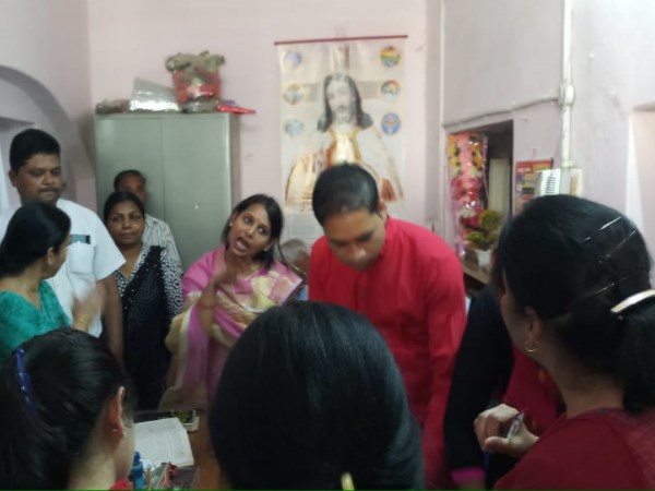 आरोपी को बुलाया, मगर वह नहीं आया