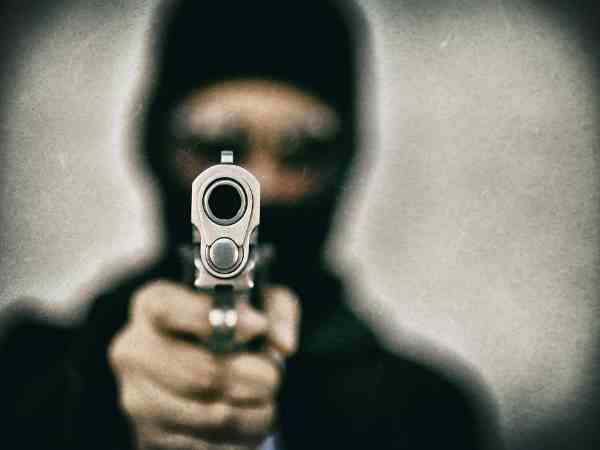 a youth shot dead in the shop while repairing his bike a youth shot dead in the shop while repairing his bike