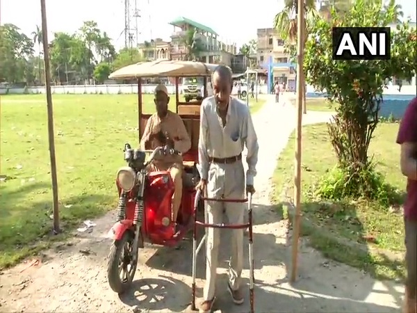 lok sabha elections 2019: first phase voting, photos lok sabha elections 2019: first phase voting, photos