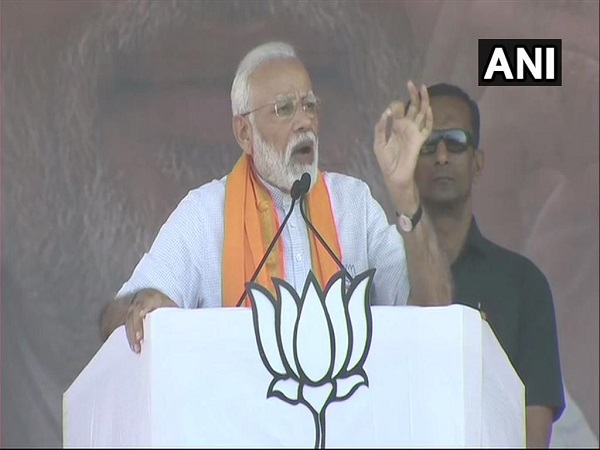सोनिया और राहुल भी जमानत पर- पीएम मोदी