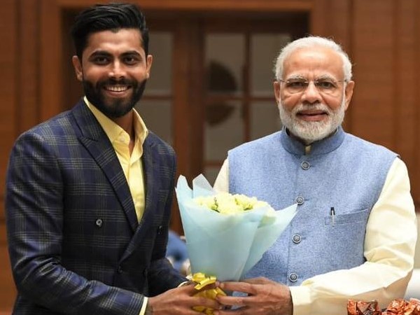 बहन और पिता कांग्रेस में