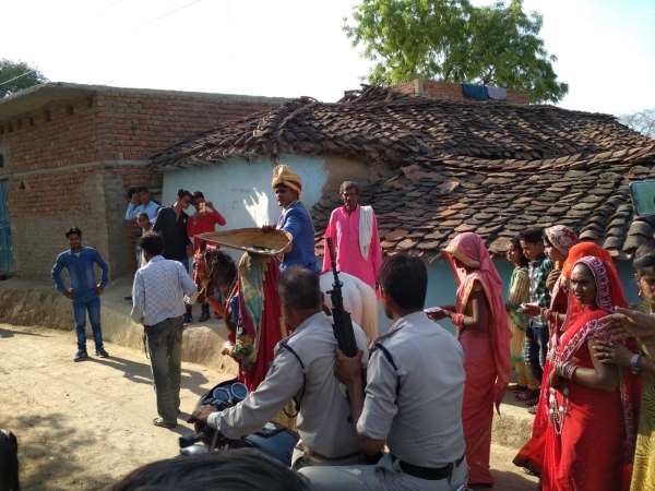 पुलिस सुरक्षा की मांग की थी