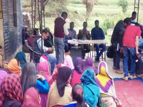 villagers to boycott lok sabha polls says No road, no vote villagers to boycott lok sabha polls says No road, no vote