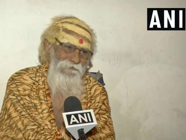 Lok Sabha Elections 2019: 76 साल के फक्कड़ बाबा 17वीं बार लड़ेंगे चुनाव, 16 बार जब्त हो चुकी है जमानत Lok Sabha Elections 2019: 76 साल के फक्कड़ बाबा 17वीं बार लड़ेंगे चुनाव, 16 बार जब्त हो चुकी है जमानत