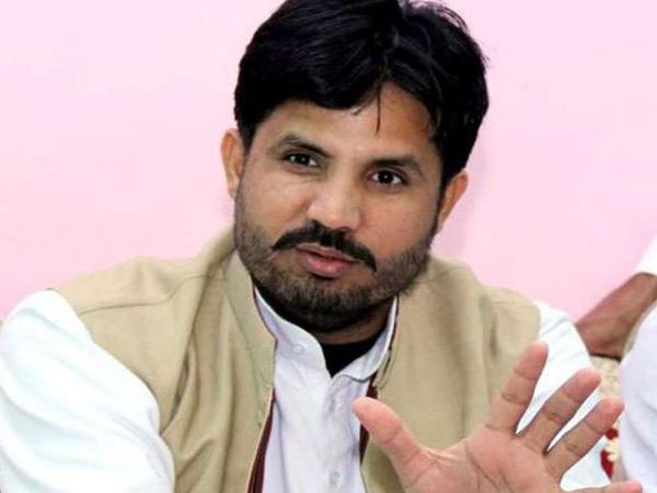 'ऐसा शमशान बनाउंगा कि 80 साल के बुजुर्गों का मरने का दिल करेगा'