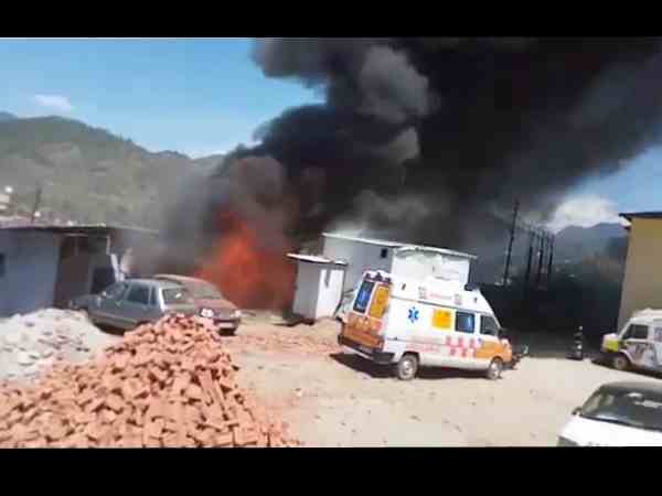 Major fire incident in Barkot Major fire incident in Barkot