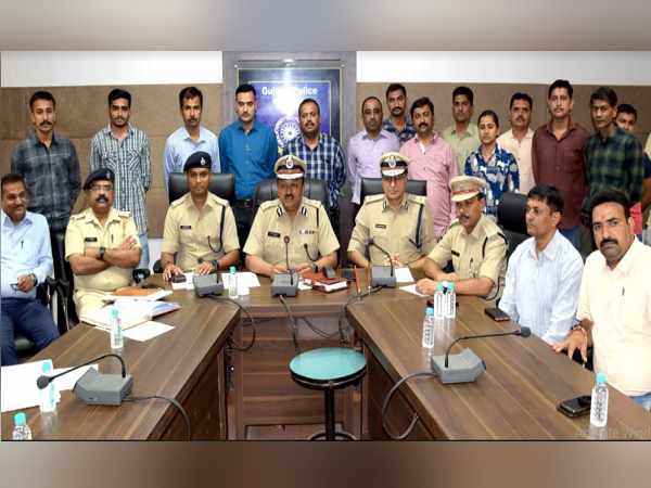 Gujarat police arrested ATM robbery gang, shoking news Gujarat police arrested ATM robbery gang, shoking news