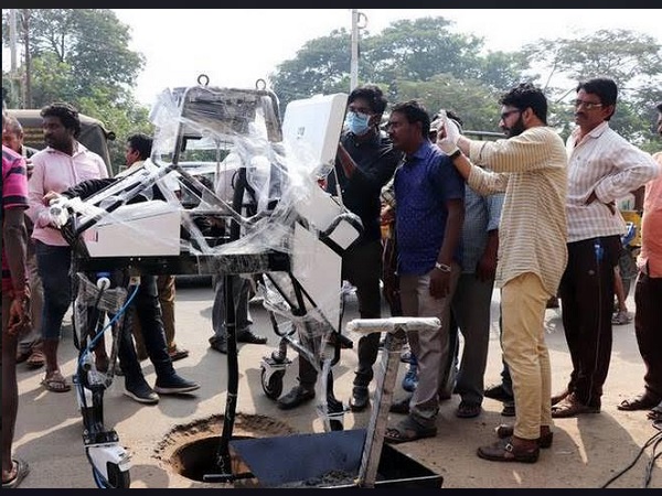 Gujarat: a startup finds robotic solution to end sewer cleaning deaths Gujarat: a startup finds robotic solution to end sewer cleaning deaths