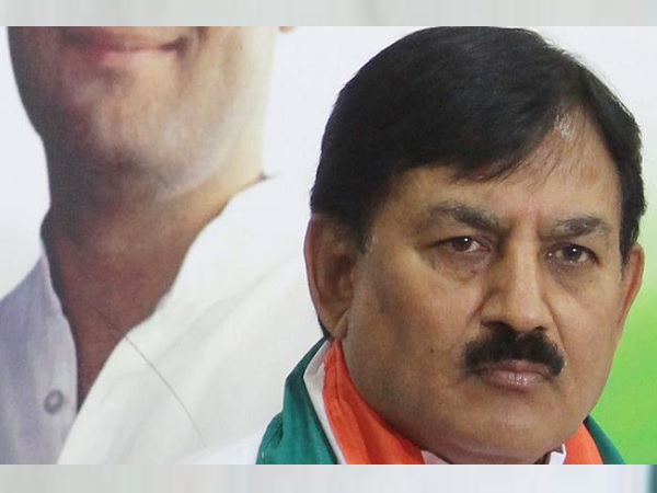 भाजपा ने 3 तीन नए तो कांग्रेस ने कई चेहरे पुराने लिए