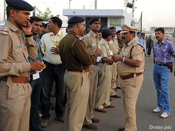 crime branch busted the Racket of Morphine drugs at Rajkot crime branch busted the Racket of Morphine drugs at Rajkot
