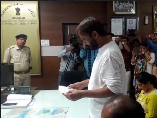 Gujarat: Criminal participate lok sabha elections 2019 from jail Gujarat: Criminal participate lok sabha elections 2019 from jail