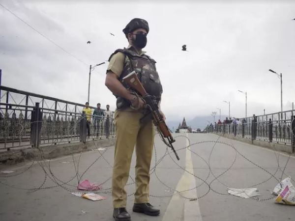 आरएसएस के दिवंगत नेता की मां ने डाला वोट