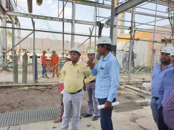 many labourers ill after gas leakage in IFFCO plant in allahabad many labourers ill after gas leakage in IFFCO plant in allahabad