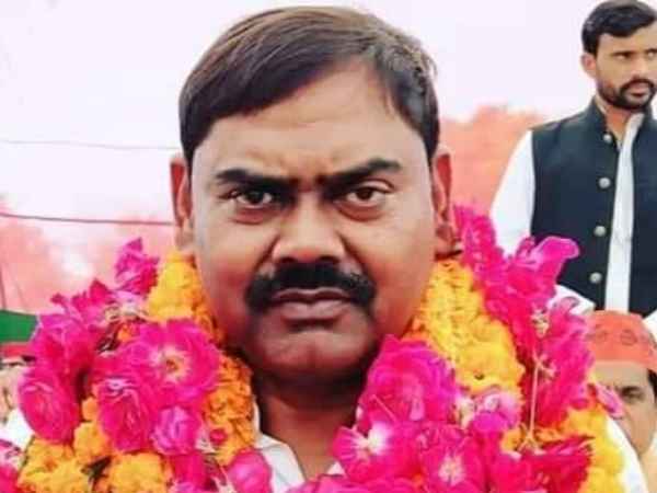 गठबंधन प्रत्याशी इंद्रजीत सरोज ने दिया था विवादित बयान