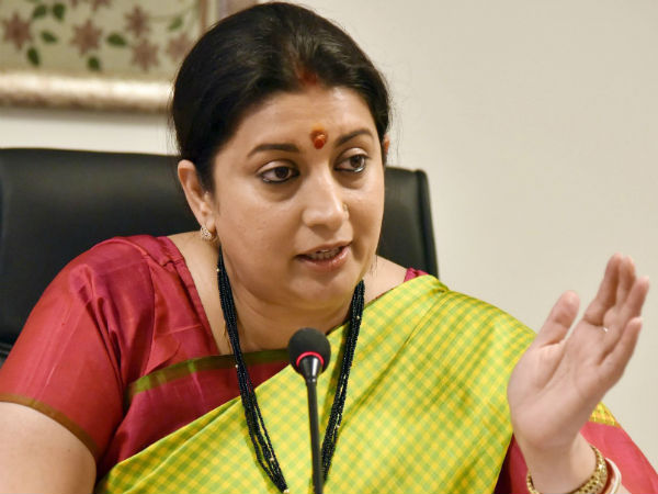 एक्टर मैं रह चुकी हूं और अभिनय प्रियंका कर रही हैं: स्मृति ईरानी