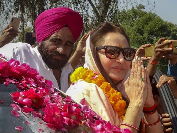 ये कैसा भाई है