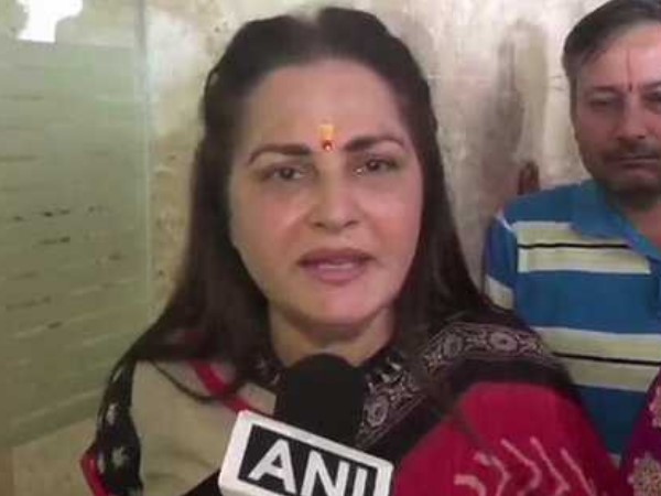 मुलायम के सीने पर चढ़कर हुक्म चलाते थे आजम