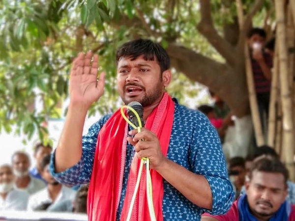 कई ऱाज्यों से लोग पहुंच रहे हैं बेगुसराय