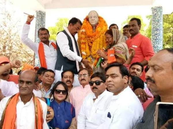 '23 मई, सपा-बसपा, कांग्रेस गई' का दिया नारा