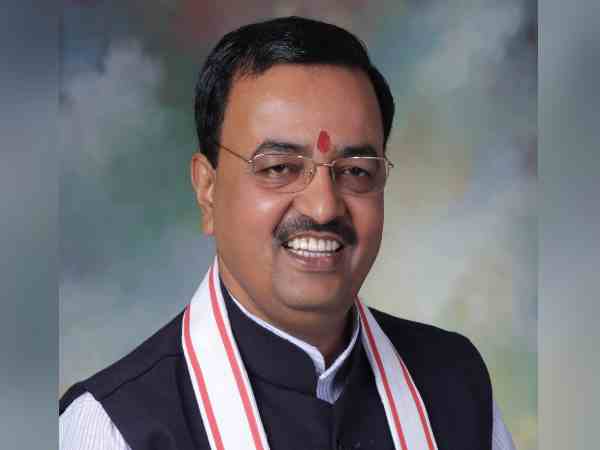 warrant issued against deputy cm keshav prashad maurya warrant issued against deputy cm keshav prashad maurya