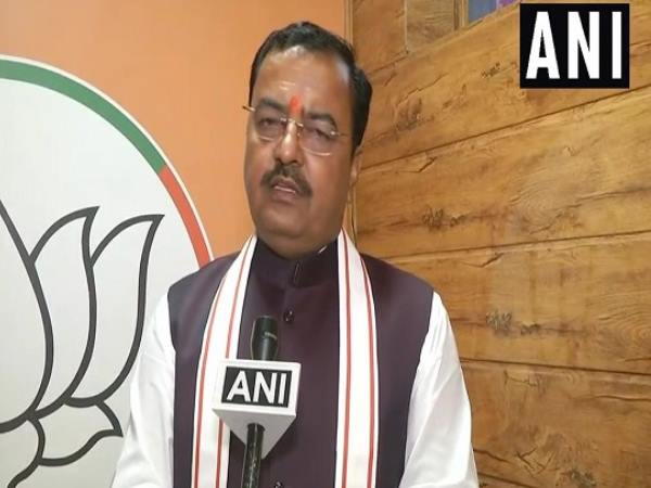 बसपा को बताया बिल्कुल समाप्त पार्टी