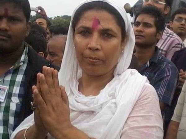 सपा के बाद कांग्रेस, अब भाजपा