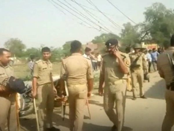 four killed many injured road accident in kanpur four killed many injured road accident in kanpur