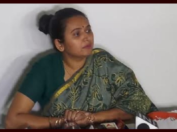 पहली ही बार में एक साथ दो चुनाव लड़ रहीं रेशमा