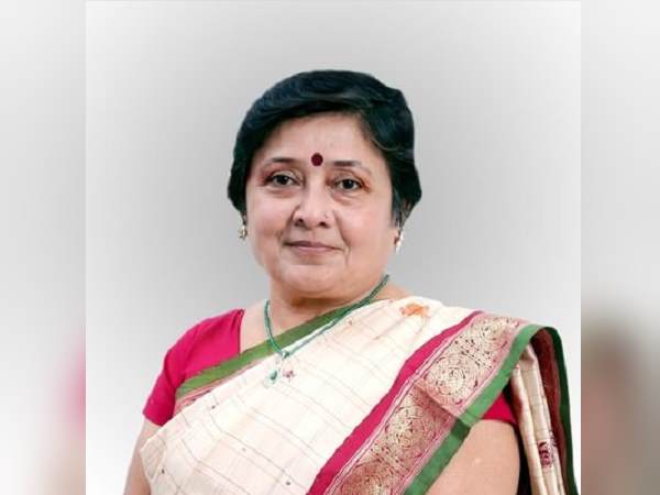 Gujarat Women Development Minister Vibhavariben Dave violation of code of conduct in gujarat Gujarat Women Development Minister Vibhavariben Dave violation of code of conduct in gujarat