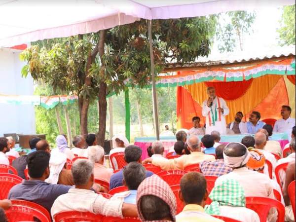 Sultanpur Congress candidate target on Maneka Gandhi Sultanpur Congress candidate target on Maneka Gandhi